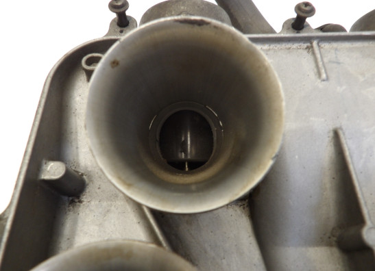 Carburetor assy Honda VFR 750