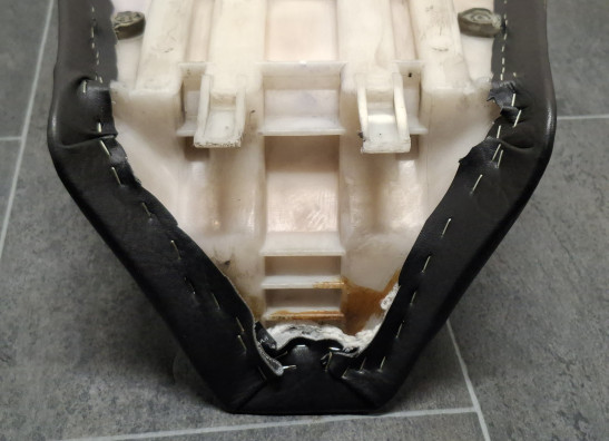 Zadel Yamaha FZR 1000