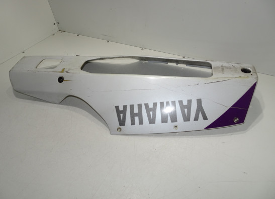 Cowl under Yamaha FZR 600