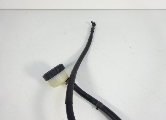 Rempomp achter Kawasaki ER 6