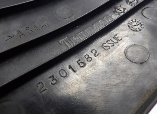 Linker binnenkuip Triumph Sprint ST 1050