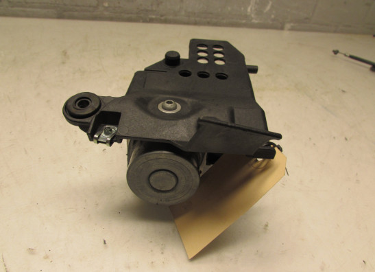 ABS pomp Aprilia RSV 4