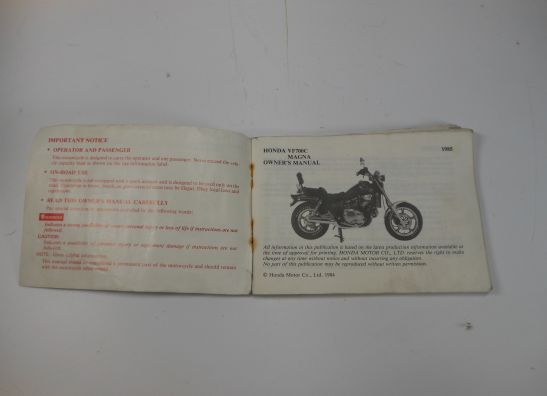 Instructieboekje Honda VF 700  750 C Magna