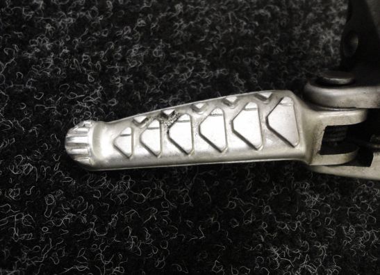 Main step holder left Aprilia RSV 1000