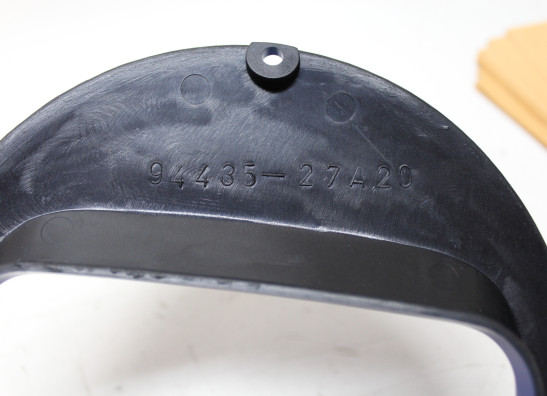 Front center cowl Suzuki GSX R 1100