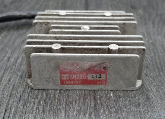 Spanningsregelaar Yamaha RD 250