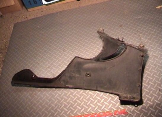 Linker onderkuip Honda CBR 900 RR