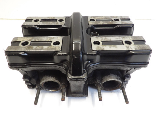 Cylinder head Yamaha V max