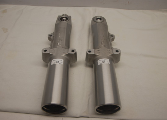 Voorpoot buiten Harley Davidson Touring FL