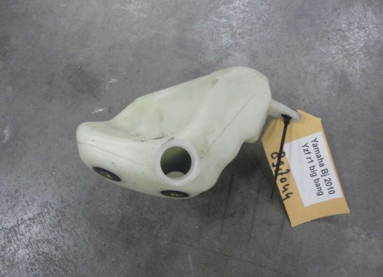 Radiator reserve tank  Yamaha YZF R1