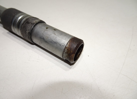 Axle front Honda CBR 1100 XX