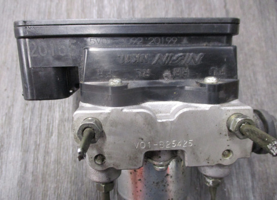 ABS pomp Triumph Sprint ST 1050