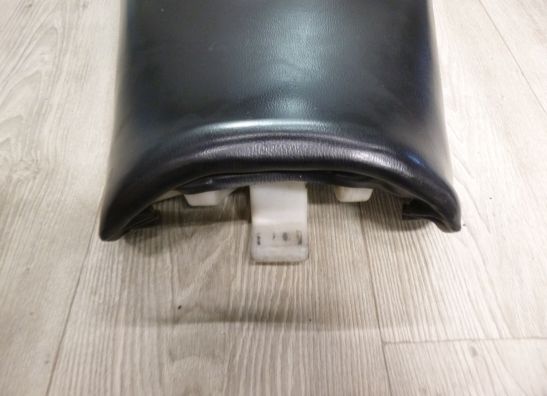 Zadel Suzuki GSX R 750