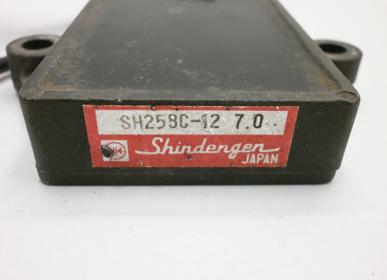 Regler Gleichrichter Honda CBR 1000 F