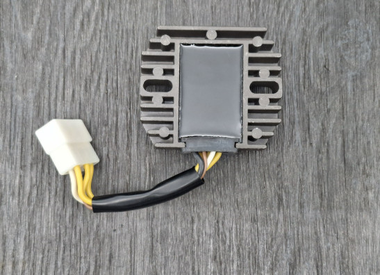 Spanningsregelaar Yamaha YZF 600 Thundercat