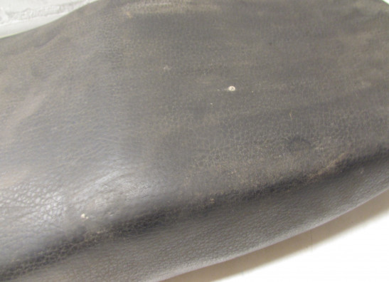 Zadel Kawasaki GPX 750