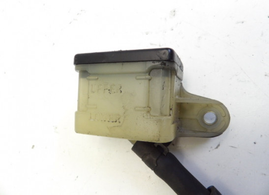 Rempomp achter Honda CBR Fireblade