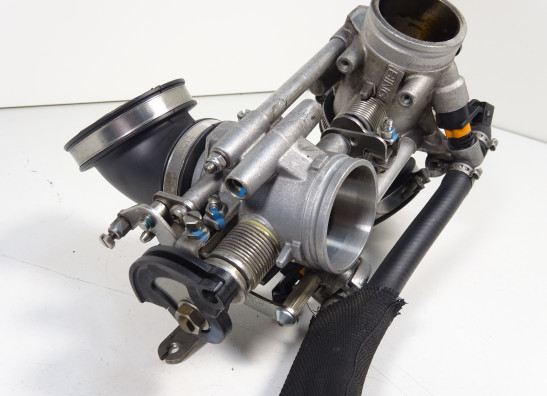 Gasklephuis Ducati monster 696