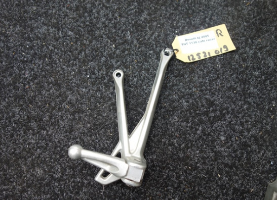 Duo voetsteun rechts Benelli TNT 1130 cafe racer 2004-2016