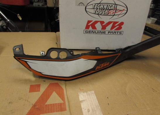 Cowl left rear KTM 125 Duke