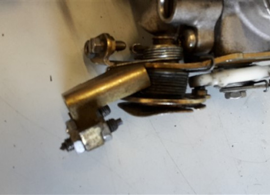 Gasklephuis Aprilia RSV 1000