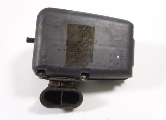 Air cleaner case Suzuki VZ 800 marauder