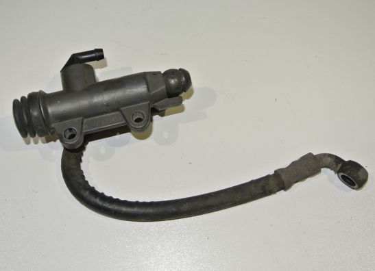 Rempomp achter BMW K 1200 GT