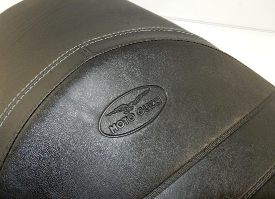 Zadel Moto Guzzi Nevada 750