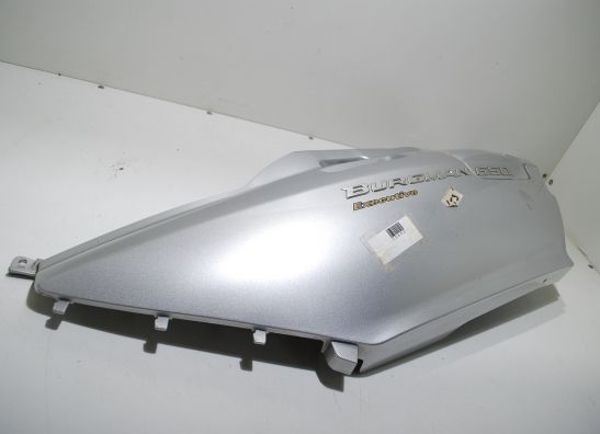 Linker achterkant Suzuki Burgman 650