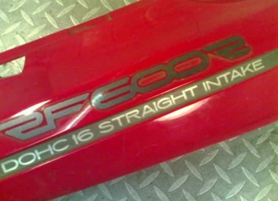 Rechter achterkant Suzuki RF 600