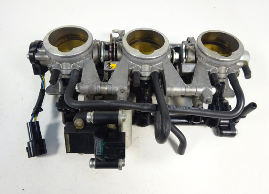 Gasklephuis Triumph Street Triple 675