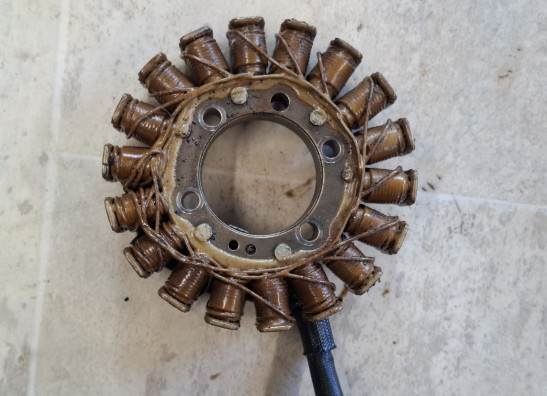 Dynamo Honda VFR 750