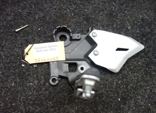 Main step holder left Kawasaki Z 650