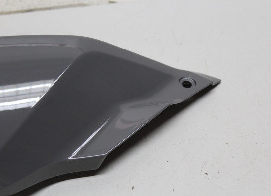 Rechter achterkant Honda X-adventure 750