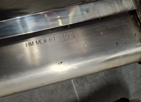 Uitlaat Honda VFR 800 I