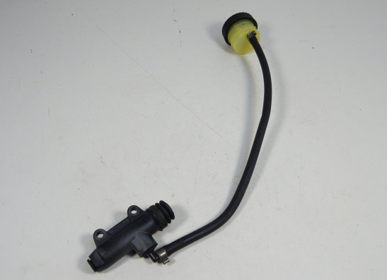 Rempomp achter BMW R 1200 RT