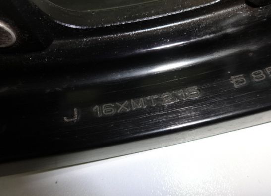 Felge vorne Honda VF 700  750 F