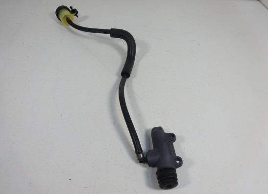 Rempomp achter BMW K 1200 GT