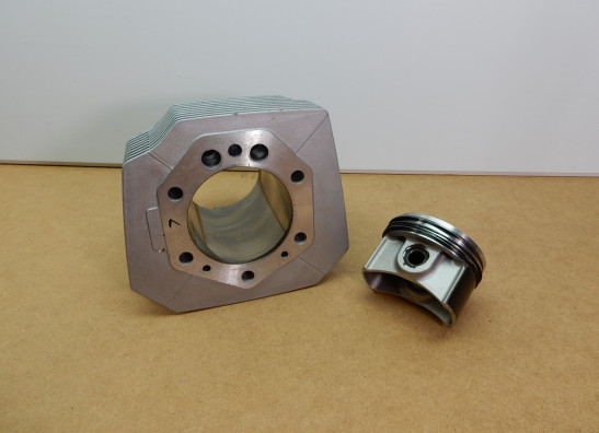 Cilinderblok Moto Guzzi V11
