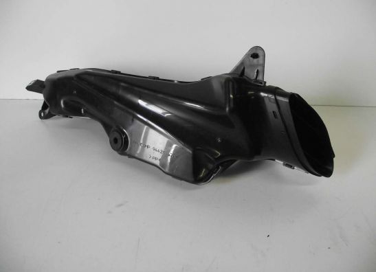 Rechter luchtbuis Suzuki GSX R 1000