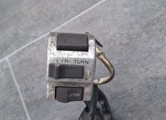 Stuurschakelaar links Suzuki VS 800 Intruder