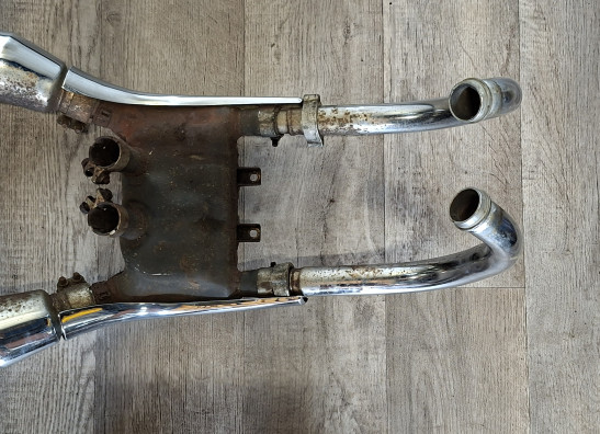 Uitlaat Honda VF 700  750 C Magna