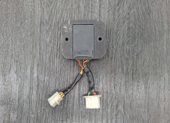 Spanningsregelaar Honda VT 700 750