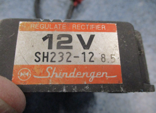 Regler Gleichrichter Honda CX 500