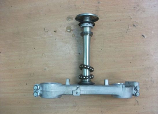 Steering stem Suzuki GSX R 1300 Hayabusa