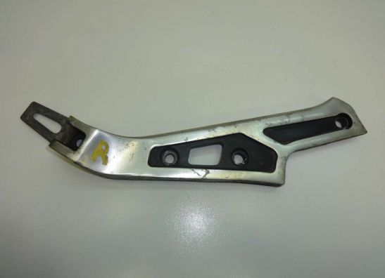 Fussrastetrager vorne rechts Suzuki GSX 750