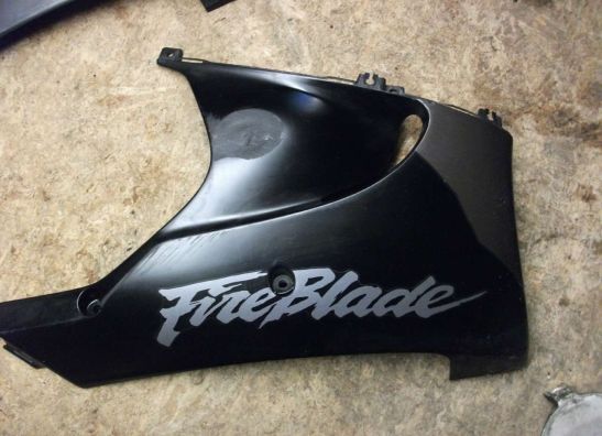 Cowl lower right Honda CBR 900 RR