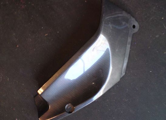 Cowl inside upper Yamaha YZF R1