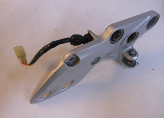 Fussrastetrager vorne rechts Suzuki GSX R 1300 Hayabusa