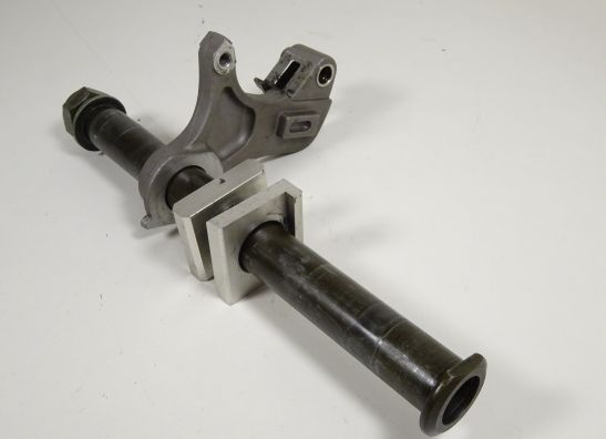 Hinterradachse Yamaha YZF R1